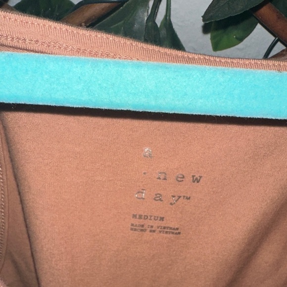 Chic Tan Women's Bodysuit - Picture 5 of 5